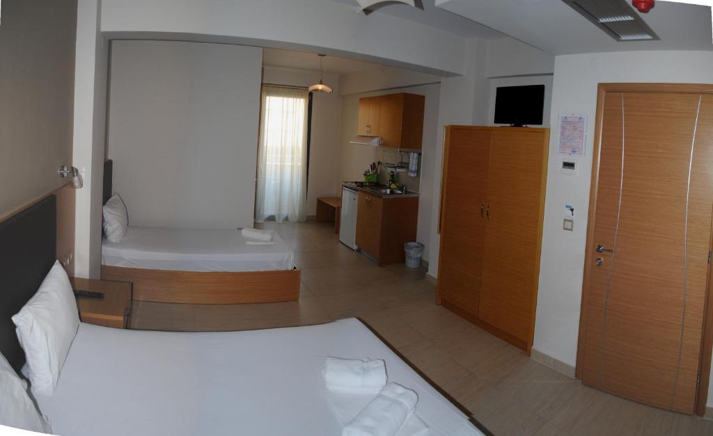 Niriides Studios And Apartments Паралия-Катерини Номер фото